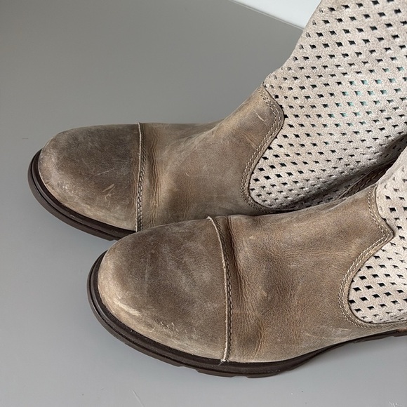 Sorel Major Pull On Perforated Leather & Suede Boots Size 11 - Picture 6 of 11